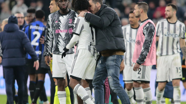 Photo LiveMedia/Nderim Kaceli
Torino, Italy, April 04, 2023, Italian football Coppa Italia match
Semifinal - Juventus FC vs Inter - FC Internazionale
Image shows:
Leonardo Bonucci of Juventus and Juan Cuadrado of Juventus during the Coppa Italia, semifinal first leg, football match between Juventus Fc and Fc Internazionale, on 04 April 2023 at Allianz Stadium, Turin, Italy. Photo Nderim Kaceli
LiveMedia - World Copyright