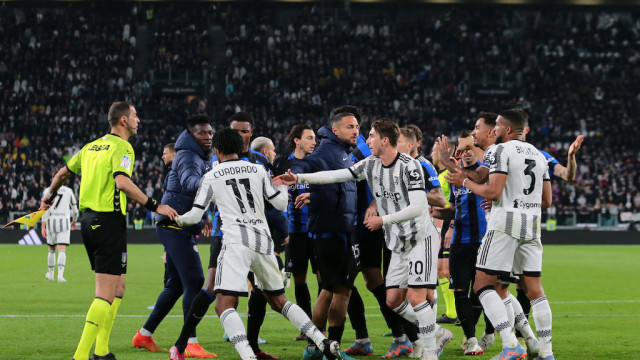 Photo LiveMedia/Nderim Kaceli
Torino, Italy, April 04, 2023, Italian football Coppa Italia match
Semifinal - Juventus FC vs Inter - FC Internazionale
Image shows:
Juan Cuadrado of Juventus during the Coppa Italia, semifinal first leg, football match between Juventus Fc and Fc Internazionale, on 04 April 2023 at Allianz Stadium, Turin, Italy. Photo Nderim Kaceli
LiveMedia - World Copyright