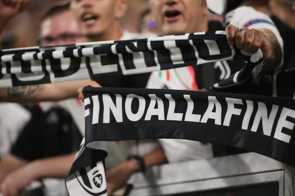 Photo LiveMedia/Claudio Benedetto
Torino, Italy, August 31, 2019, italian soccer Serie A match
Juventus vs Napoli
Image shows:
TIFOSI JUVENTUS - fino alla fine
LiveMedia - World Copyright